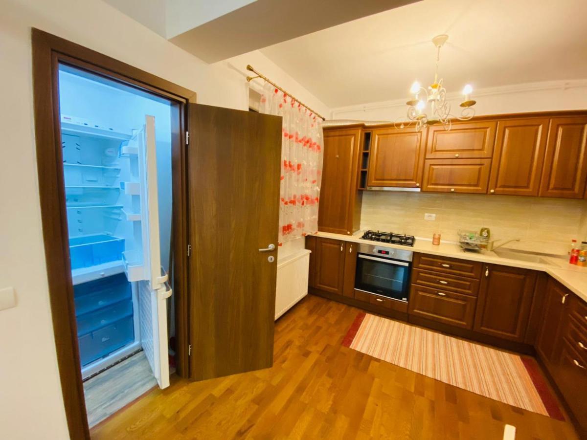 John'S Apartment Alba Iulia Exterior foto